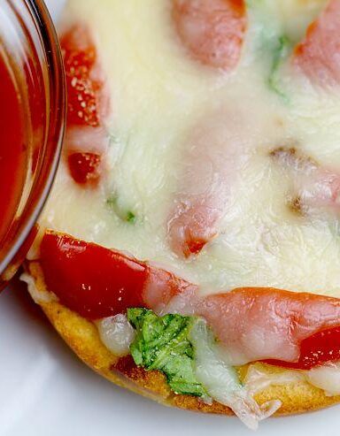Quick & Easy Meal Idea: How to Make Pizza Out of Bagels (Recipe)