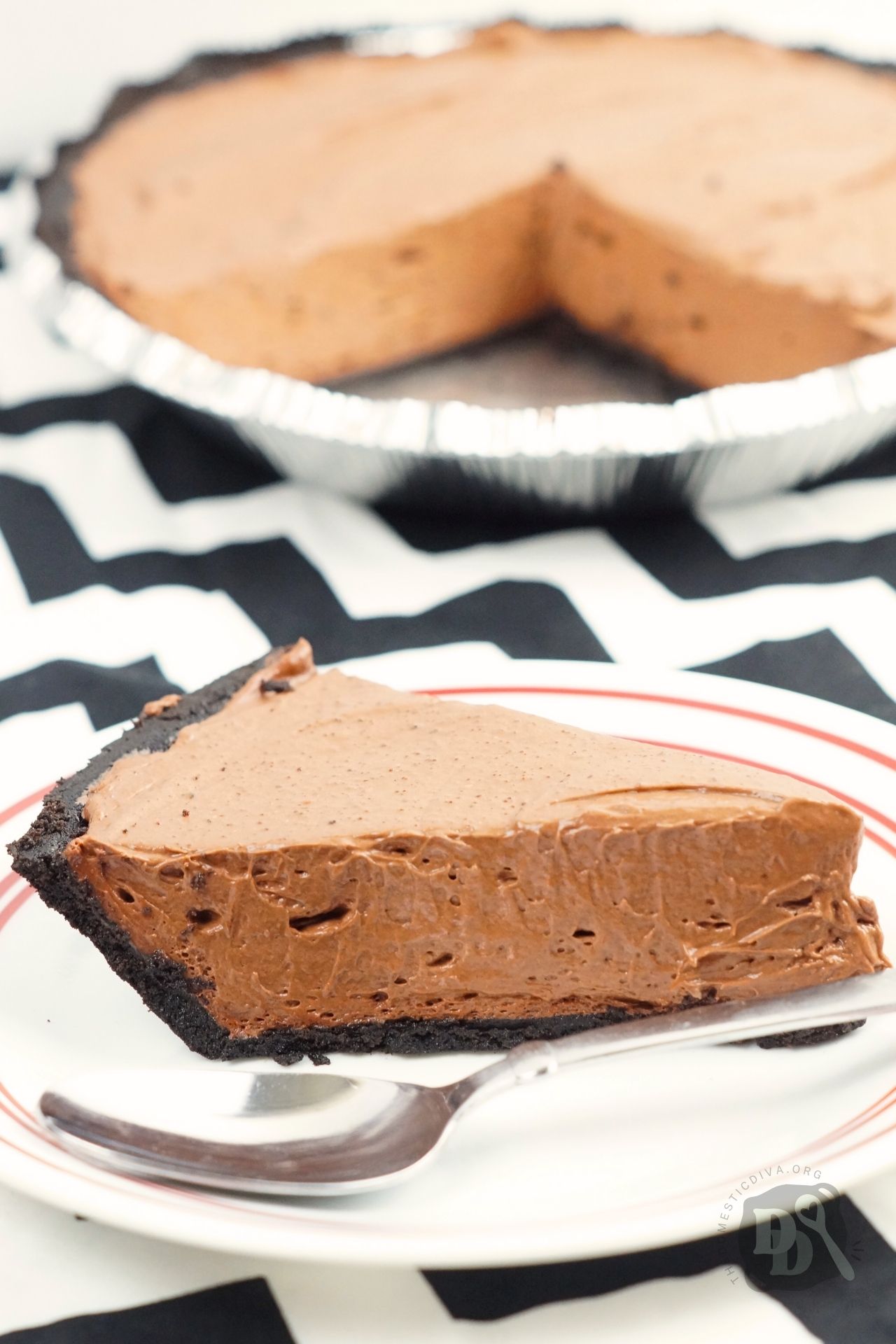 Chocolate Pudding Pie Recipe with Oreo Crust